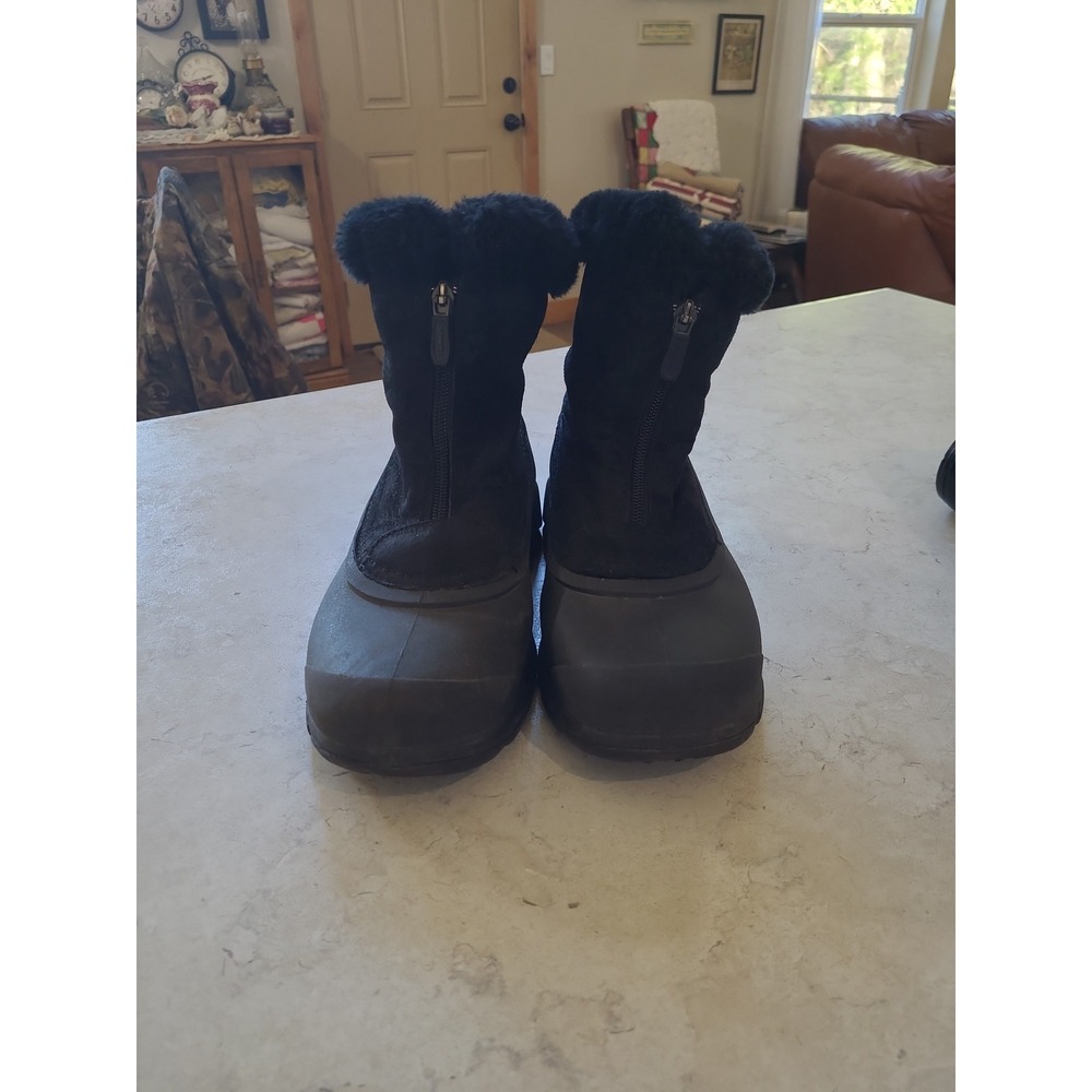 Sorel black lined Snow Boots Women SZ 7.5 zip front waterproof cold weather